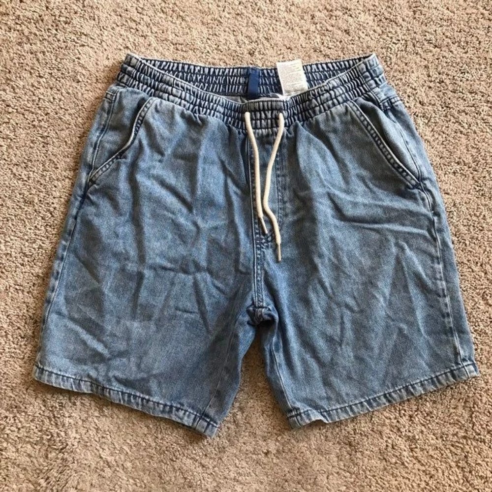 Divided by H&M men's small denim Shorts